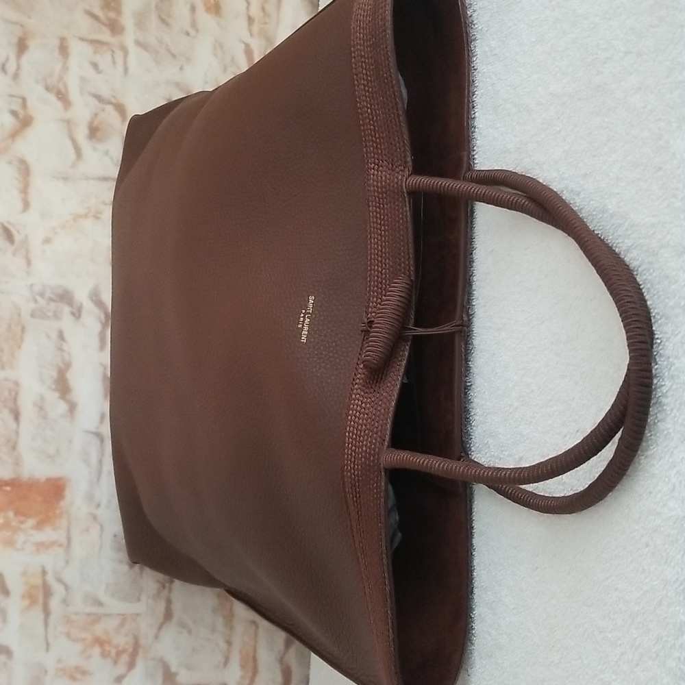 New Saint Laurent Patti Leather Tote Bag - Picture 11 of 14